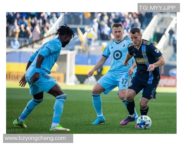 奥兰多与新英格兰的激烈对决展现足球魅力与团队精神的巅峰较量 奥兰多与新英格兰的激烈对决展现足球魅力与团队精神的巅峰较量