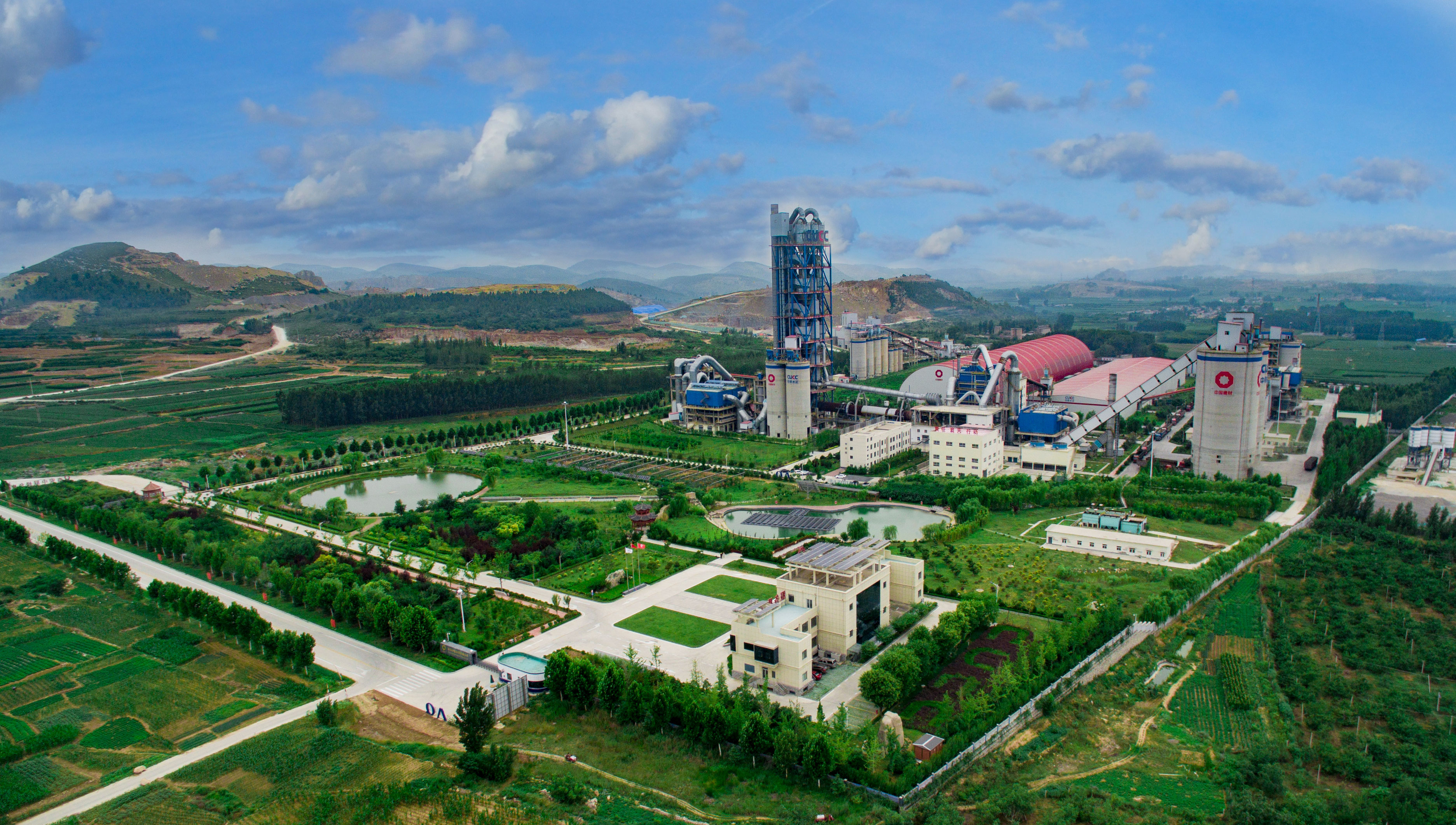 中国建6686体育材：勇作“双碳”行动先行者 努力为建设美丽中国贡献建材力量(图1)